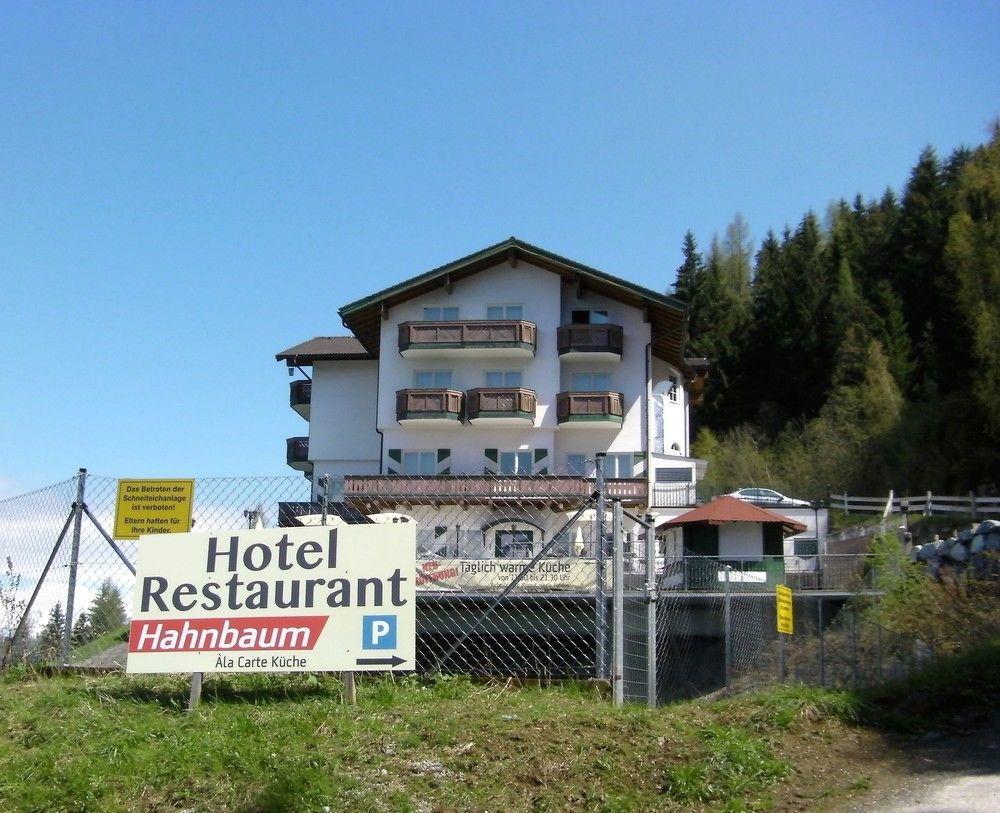 Hotel Hahnbaum Sankt Johann im Pongau Exterior photo